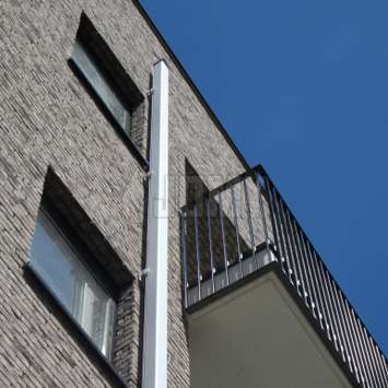 Echelle de secours pour immeuble, balcon, fenêtre, toit